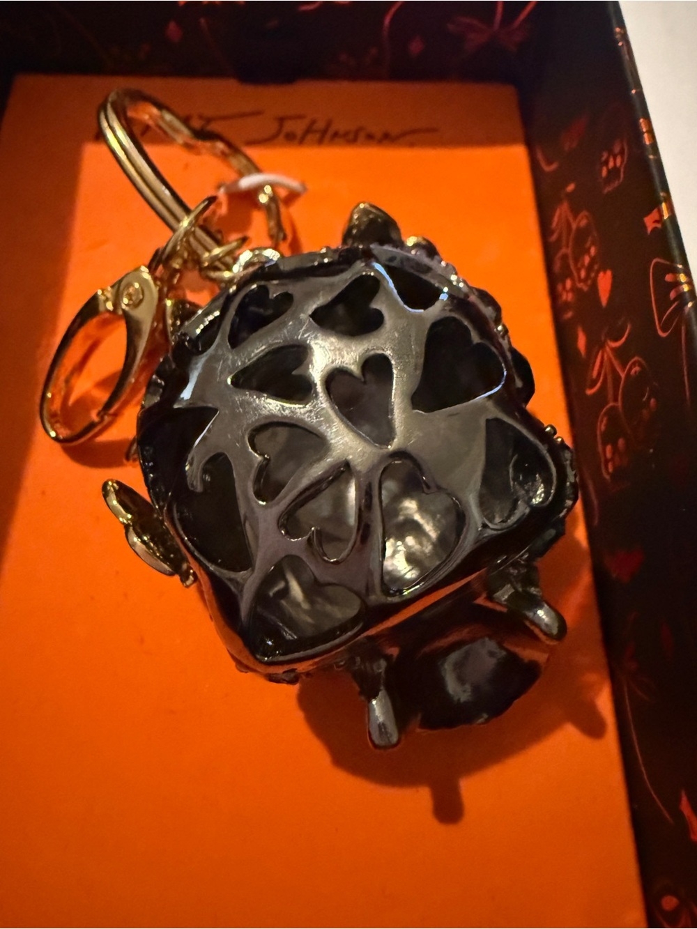 NWT Betsey Johnson Crystal Skull Bag Charm with Butterfly & Bow Accents, Hallowe - Picture 5 of 9